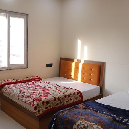Dolphin Guest House 마투라 외부 사진
